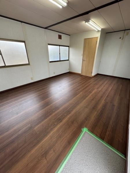 彦根市清崎町の店舗（一戸建）