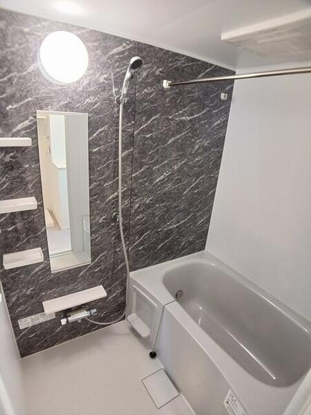 エバーアベニュー