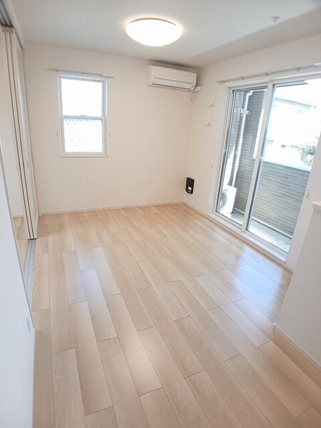 エバーアベニュー