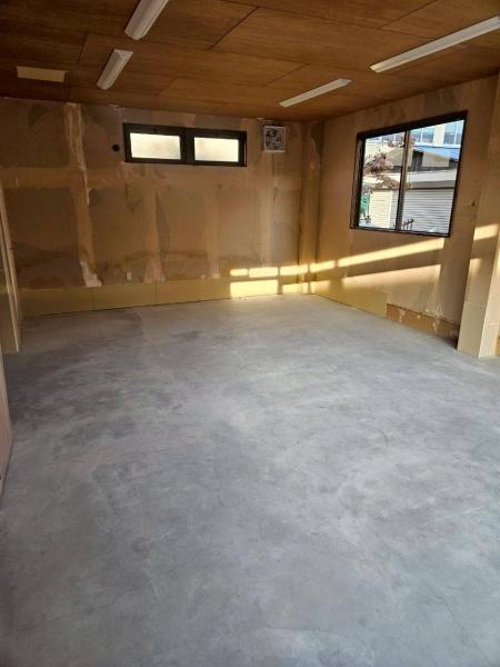 彦根市高宮町の店舗（建物一部）