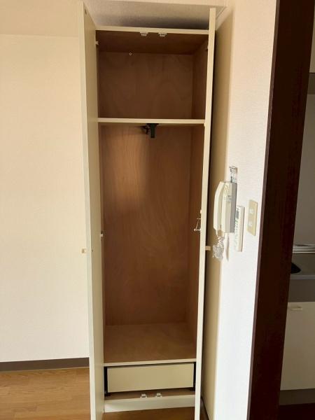 アイシーアネックス