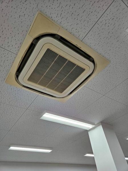 彦根市大東町の店舗・事務所