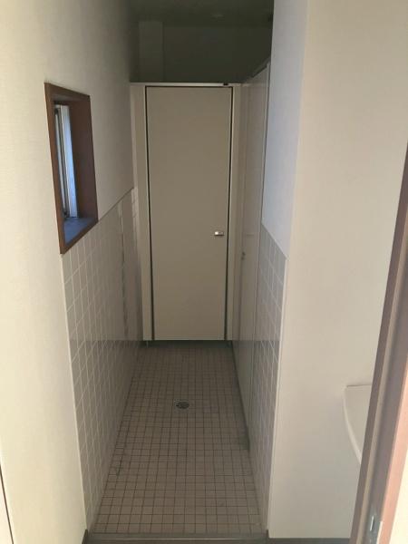 彦根市平田町の店舗（一戸建）