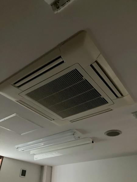 彦根市平田町の店舗（一戸建）