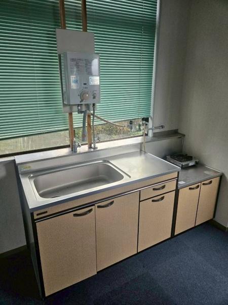 彦根市元岡町の店舗（一戸建）