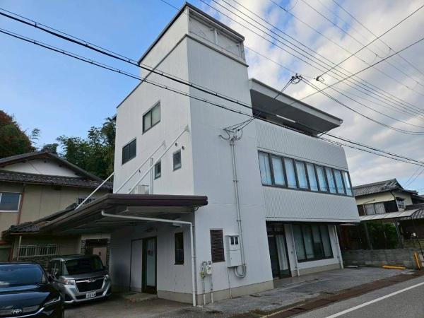 彦根市元岡町の店舗（一戸建）