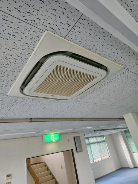 彦根市元岡町の店舗（一戸建）