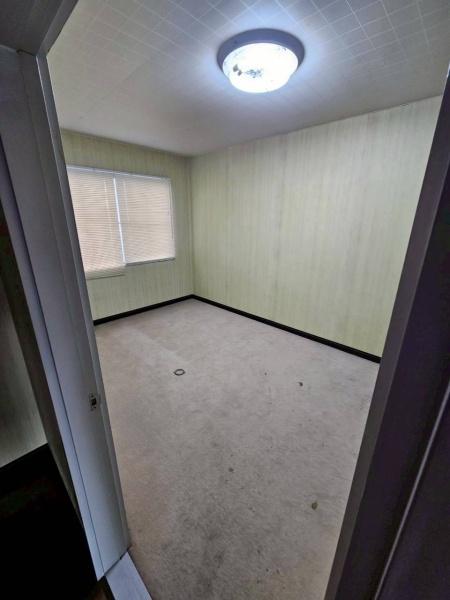 彦根市元岡町の店舗（一戸建）