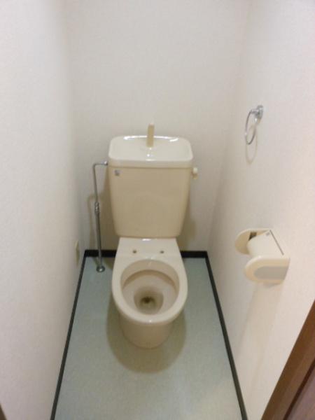 サンタウン竹鼻Ａ