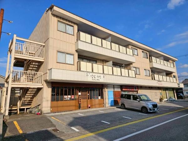 彦根市平田町の店舗（建物一部）
