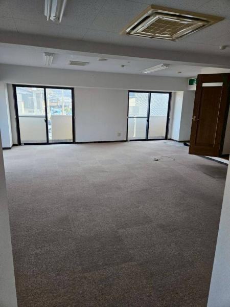 彦根市後三条町の事務所