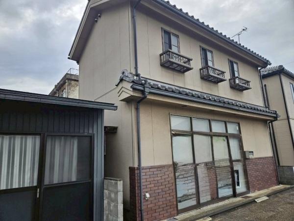 彦根市芹橋２丁目の店舗（一戸建）