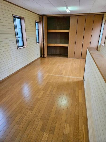 彦根市芹橋２丁目の店舗（一戸建）