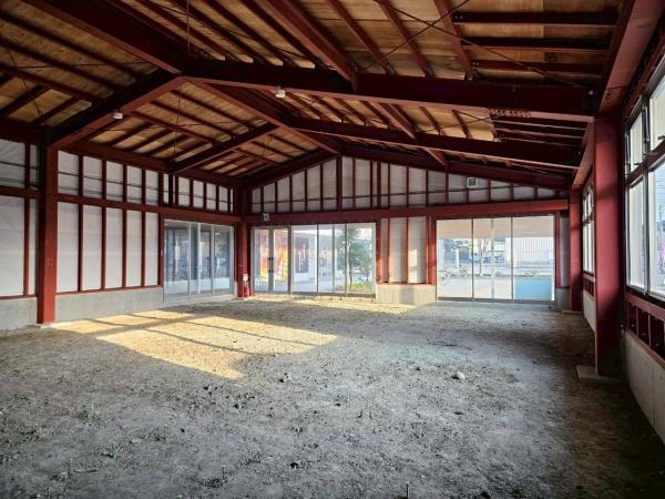 彦根市西今町の店舗（建物一部）