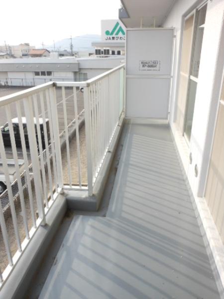 アクシスＫＡＷＡＳＥ