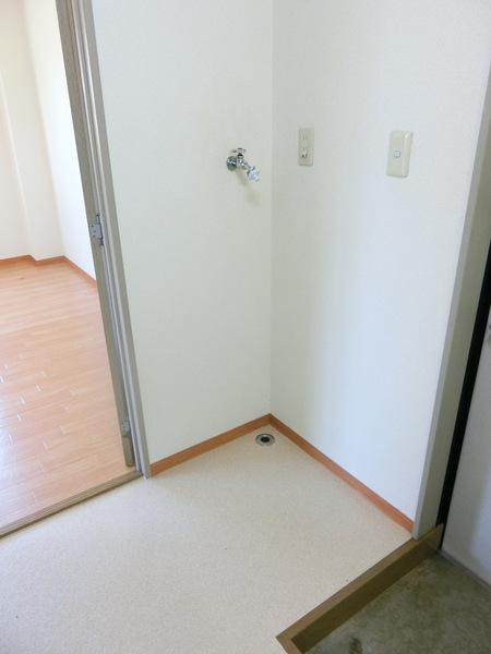 彦根市西今町のアパート
