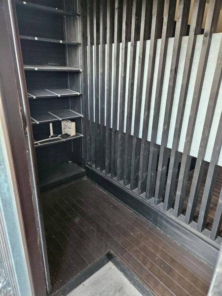 彦根市平田町の住宅付店舗（建物一部）