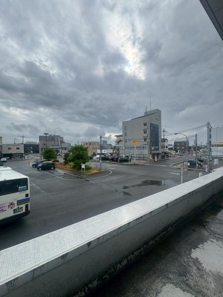 彦根市小泉町の店舗（建物一部）