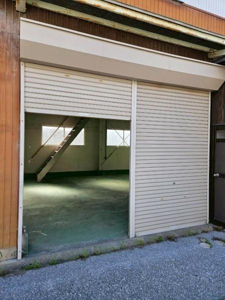 彦根市平田町の倉庫