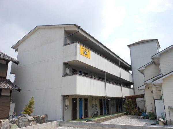 ラポー芹川