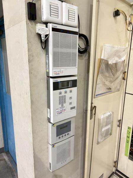 米原市顔戸の倉庫