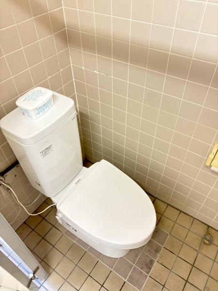 米原市顔戸の倉庫