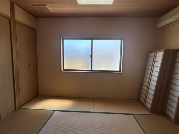 近江八幡市桜宮町のビル