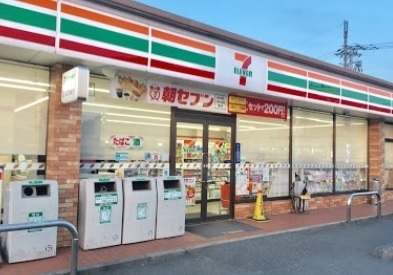 ヴィラコート２(セブンイレブン能登川中学校前店)