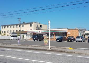 リ―オ・ヨシノヤ(セブンイレブン彦根平田南店)
