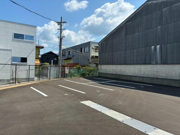 彦根市地蔵町の倉庫
