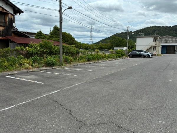 東近江市五個荘山本町の工場