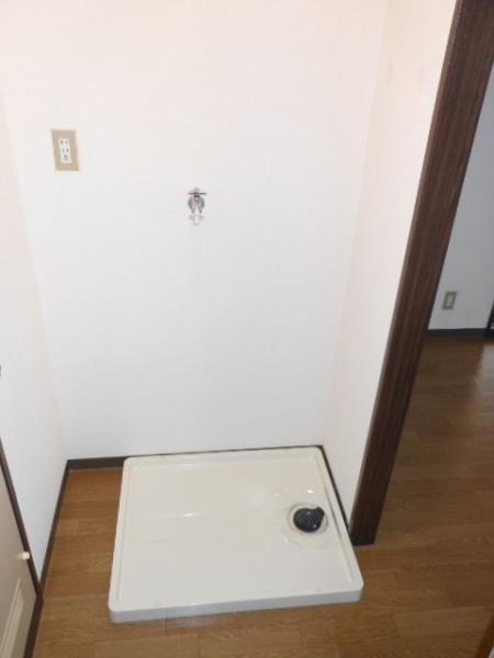 シャトル参番館