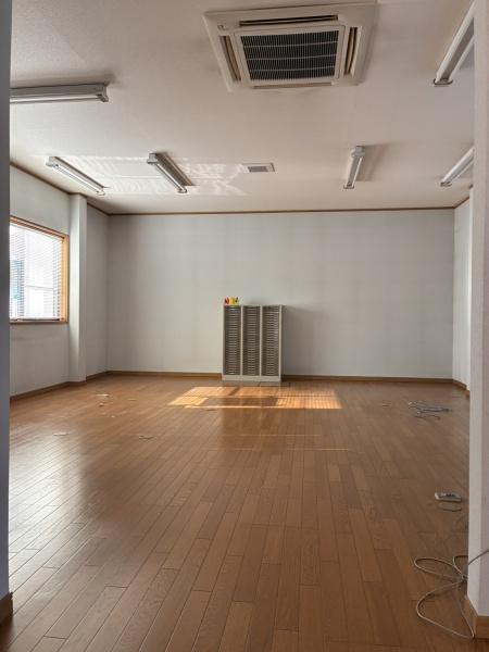 原町　オフィス一棟貸し