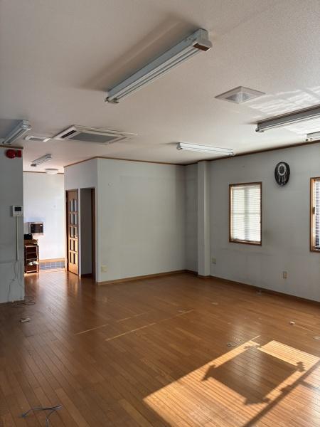 原町　オフィス一棟貸し