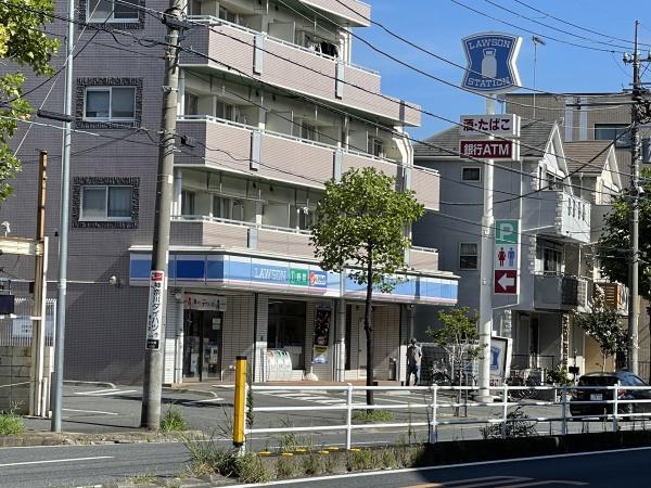 第三栄幸ビル(ローソン港北師岡店)