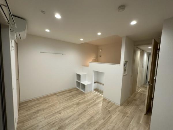 レヴァンテ川崎(洋室)