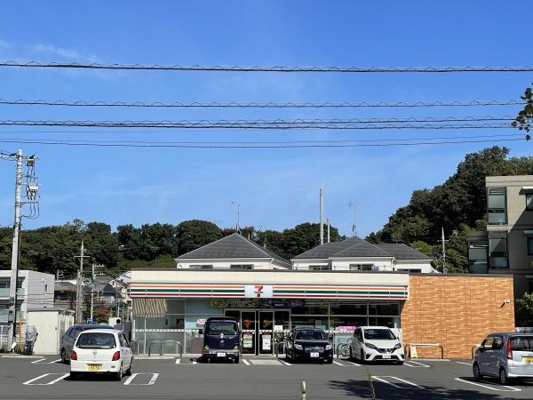 第三栄幸ビル(セブンイレブン横浜師岡町店)