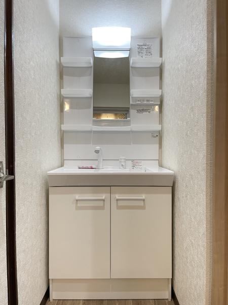 東寺尾一丁目貸家