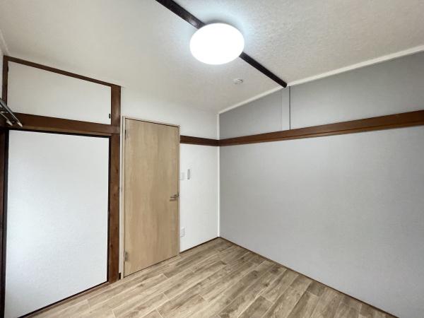 東寺尾一丁目貸家