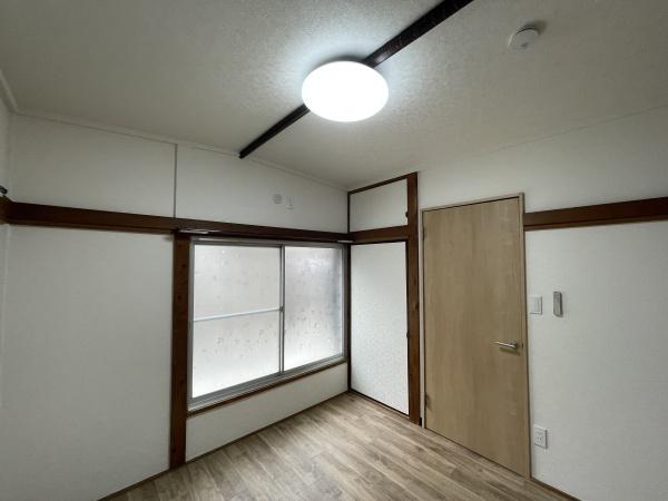 東寺尾一丁目貸家