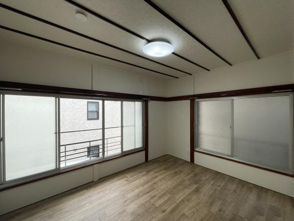 東寺尾一丁目貸家