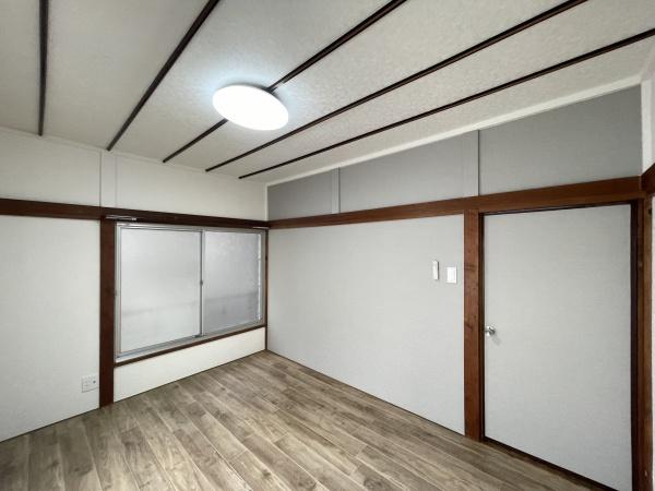 東寺尾一丁目貸家