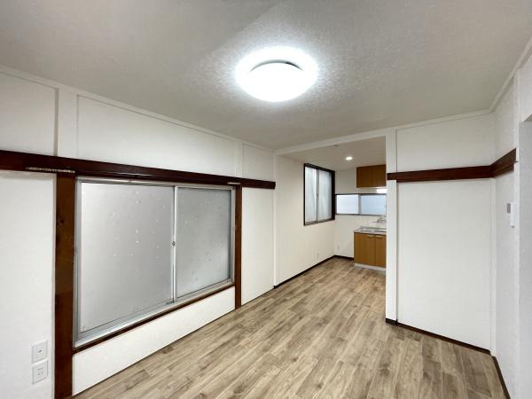 東寺尾一丁目貸家