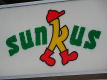 プレザント総持寺(サンクス茨木橋の内店)