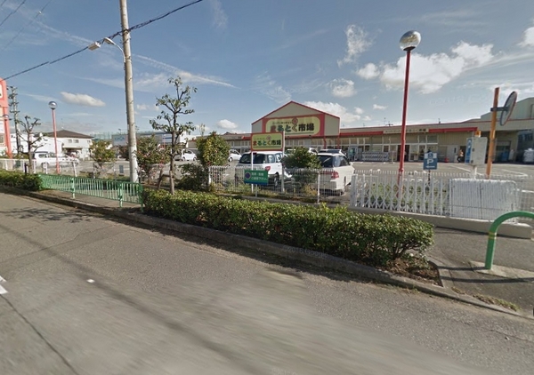 familleIKEDA(イズミヤまるとく市場平田店)