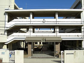 デュアル茨木プレステージュ(茨木市立天王中学校)
