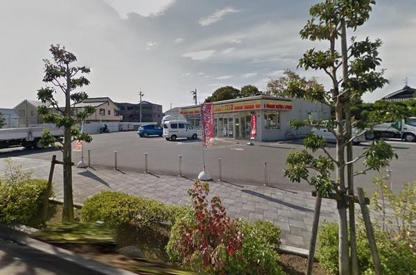 フローラルハイツさわらぎ(デイリーヤマザキ茨木島1丁目店)