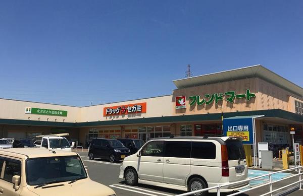 アルヴィータ(フレンドマート高槻川添店)