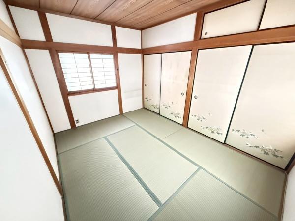 茨木市東太田　貸家