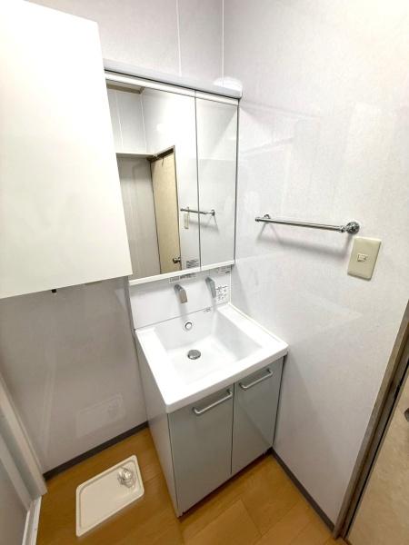 茨木市東太田　貸家